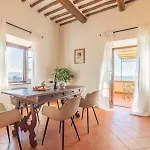 Poderaccio Agri Relais & Restaurant Di *