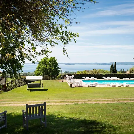 Poderaccio Agri Relais Apartments & Restaurant