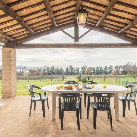 Agri Relais Il Poderaccio Di Farm stay Bolsena