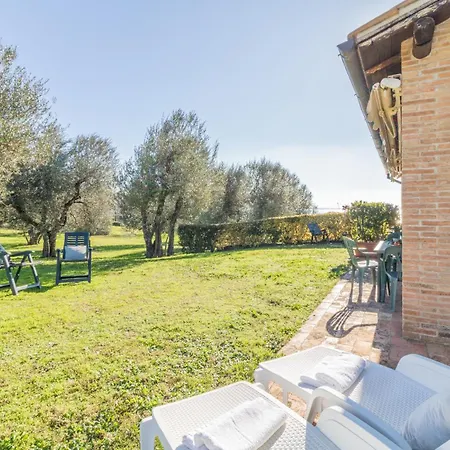 Poderaccio Agri Relais Apartments & Restaurant Μπολσένα