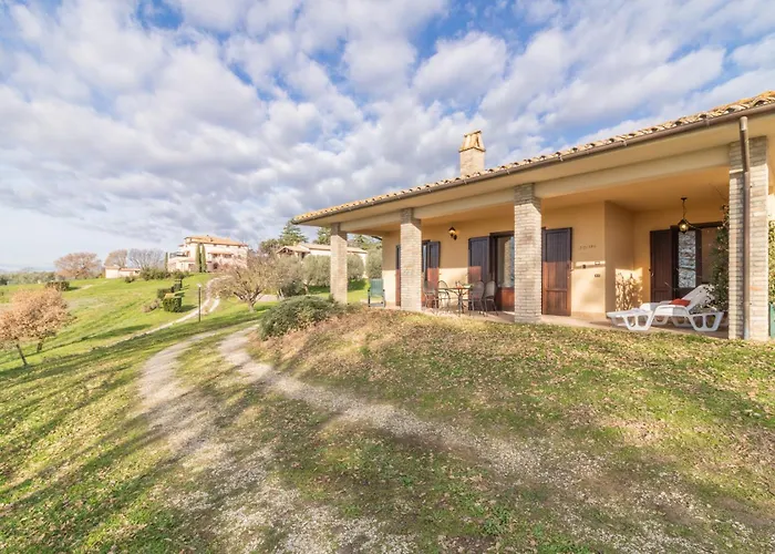 Poderaccio Agri Relais & Restaurant Di * Больсена