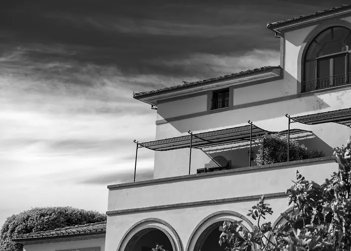 Farm stay Poderaccio Agri Relais & Ristorante